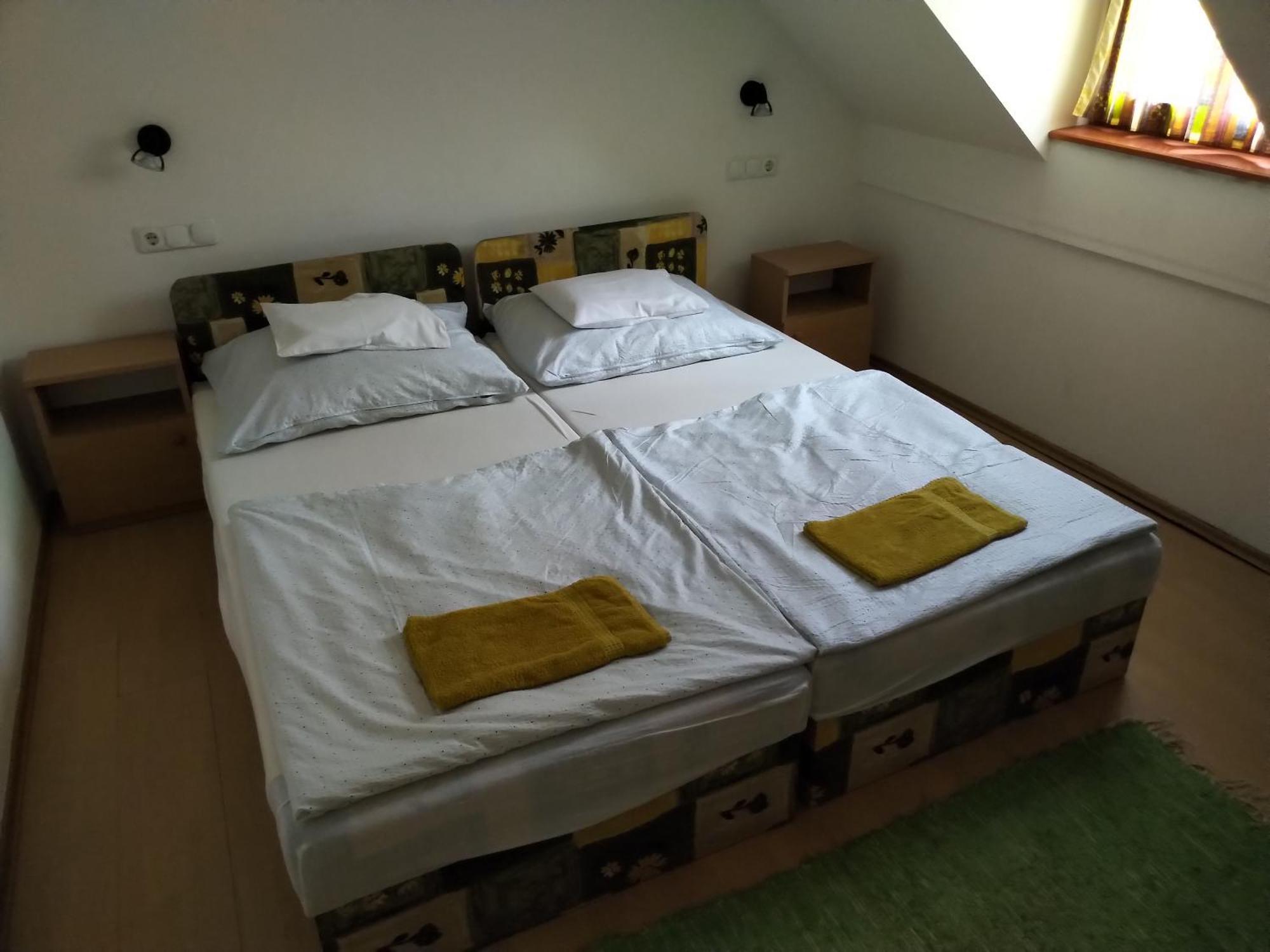 Reteshaz Strudelhaus Apartmanhaz Vonyarcvashegy Exterior photo
