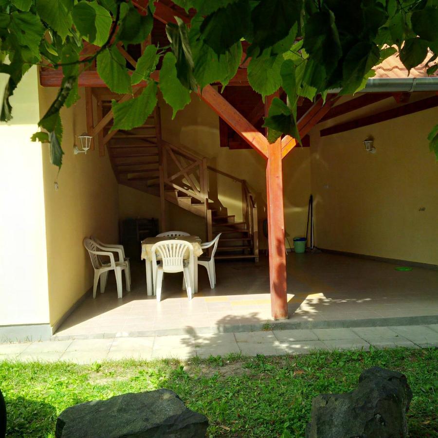Reteshaz Strudelhaus Apartmanhaz Vonyarcvashegy Exterior photo