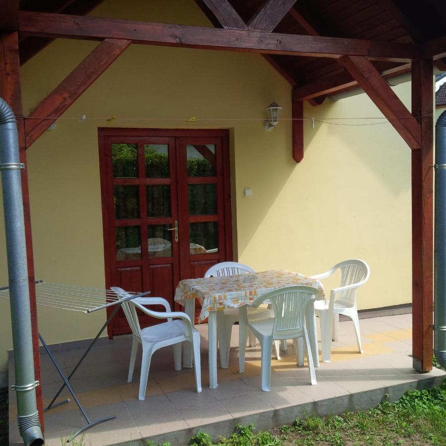 Reteshaz Strudelhaus Apartmanhaz Vonyarcvashegy Exterior photo