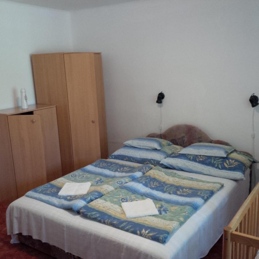 Reteshaz Strudelhaus Apartmanhaz Vonyarcvashegy Exterior photo
